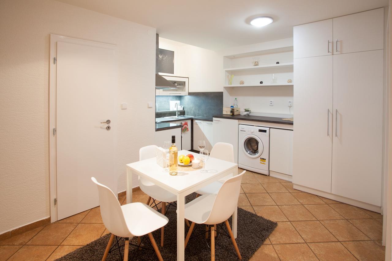Haas Apartments Stojanova With Parking Brno Ngoại thất bức ảnh